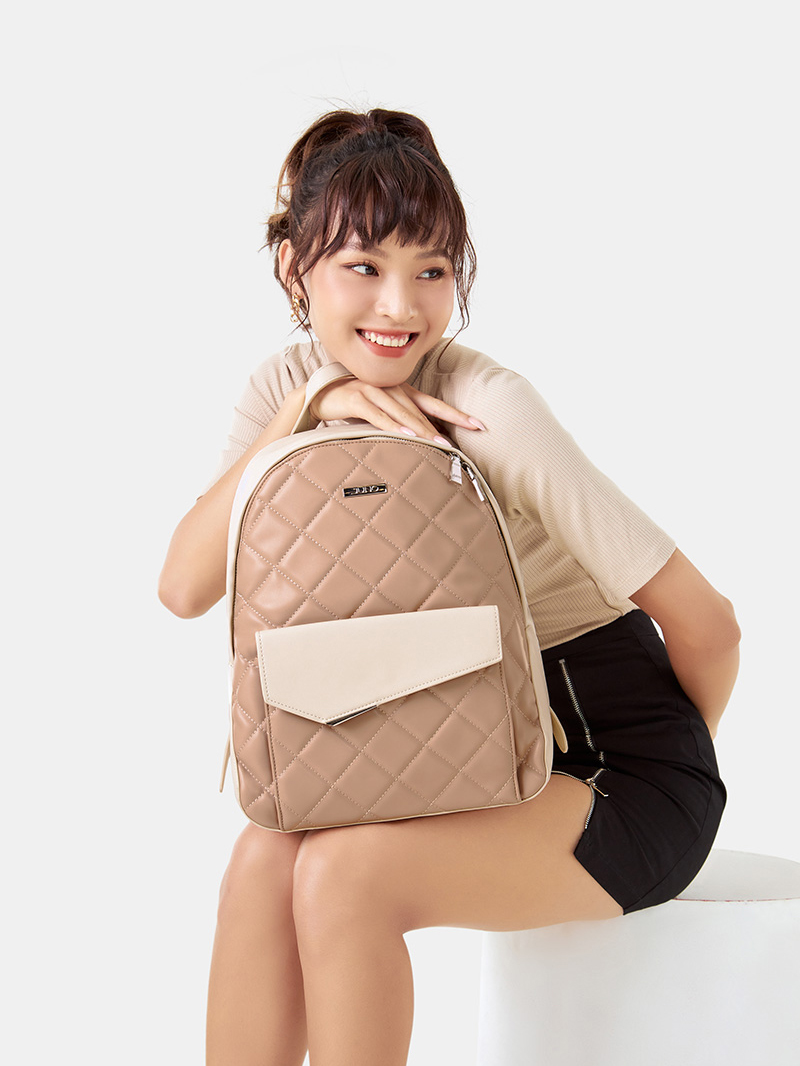 Balo Nữ Thời Trang JUNO Chần Bông Cách Điệu BL128