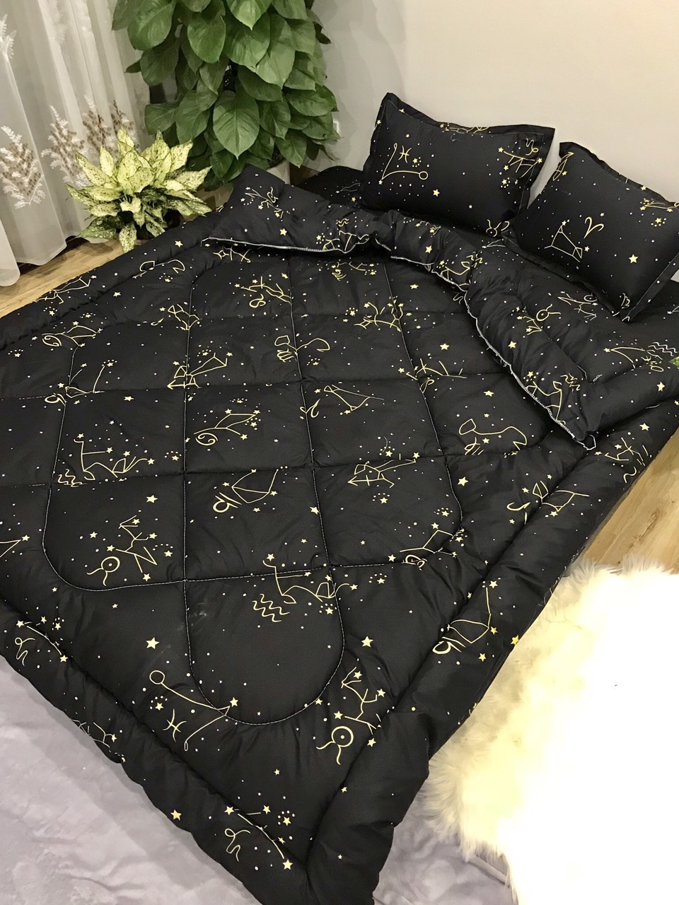 Chăn phao siêu nhẹ cực ấm 1m8x2m mẫu doremon ôm đàn