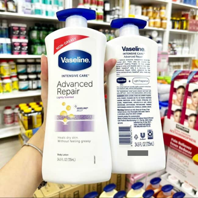 Dưỡng Thể Cấp Ẩm Vaseline 725ml - Trắng