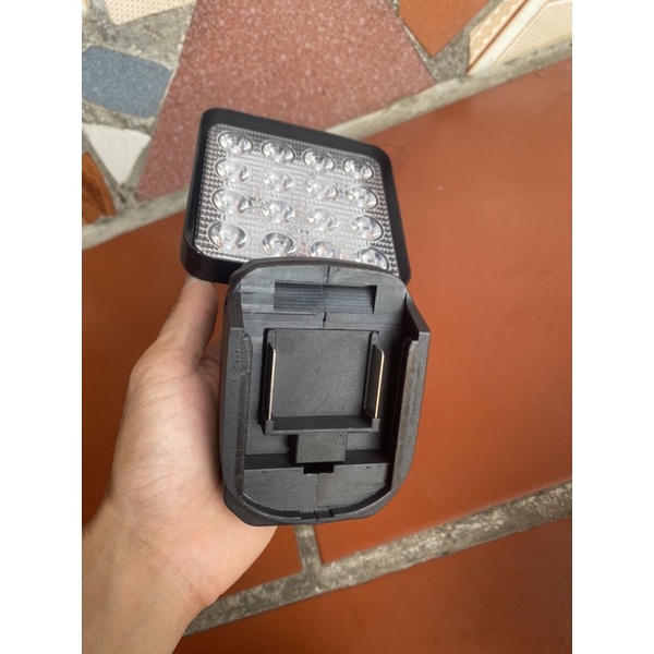 Đèn pin led, đèn pha led dùng pin chân pin phổ thông makitaa 14,4v - 21v thiết kế bi cầu rọi xa