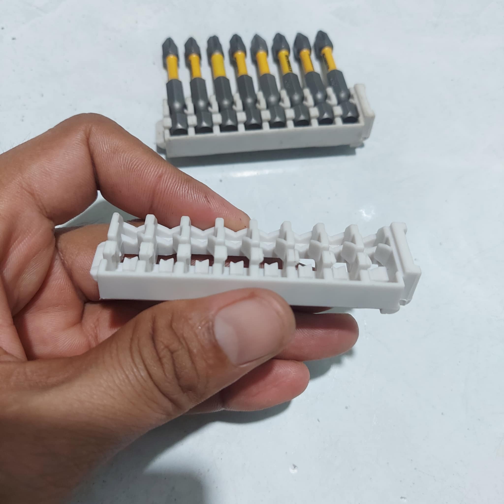 chân đế gắn vít chuôi lục giác