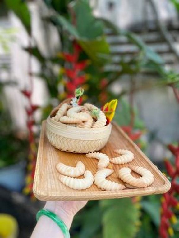 Bánh Sùng Cong Sữa Dừa Đặc Biệt - 100G