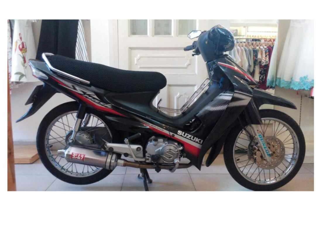 Tem rời suzuki smash đỏ xám xe đen