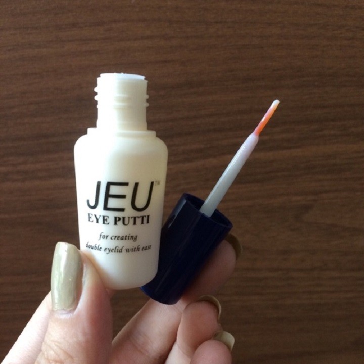 Keo dán mi giả JEU
