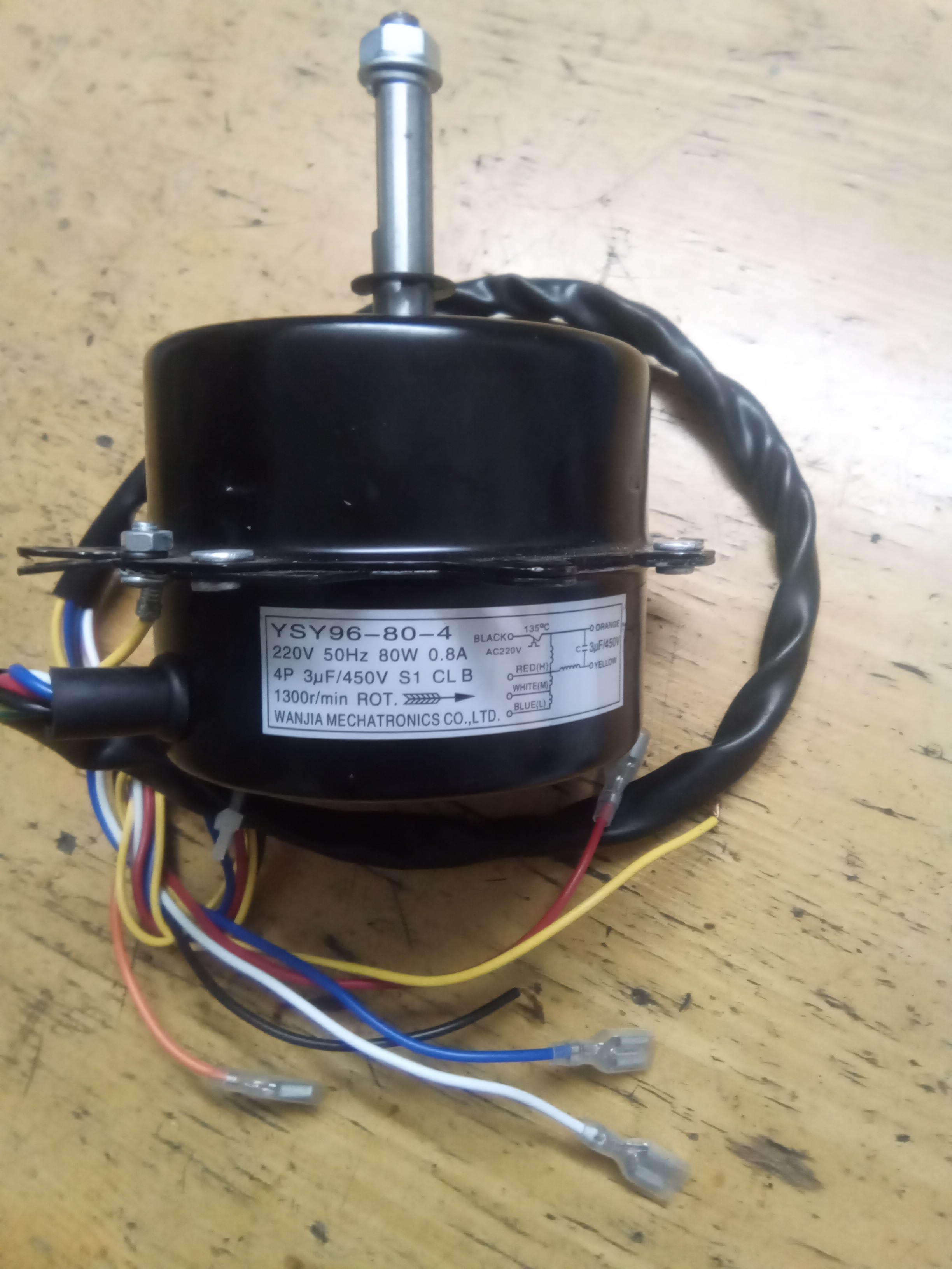 Mo to quạt  hoi nuoc 80w. Y S Y 96-80-4 Quay ngược chiều kim đồng hồ