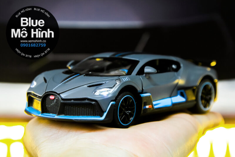 Xe mô hình Bugatti Divo MT 1:32