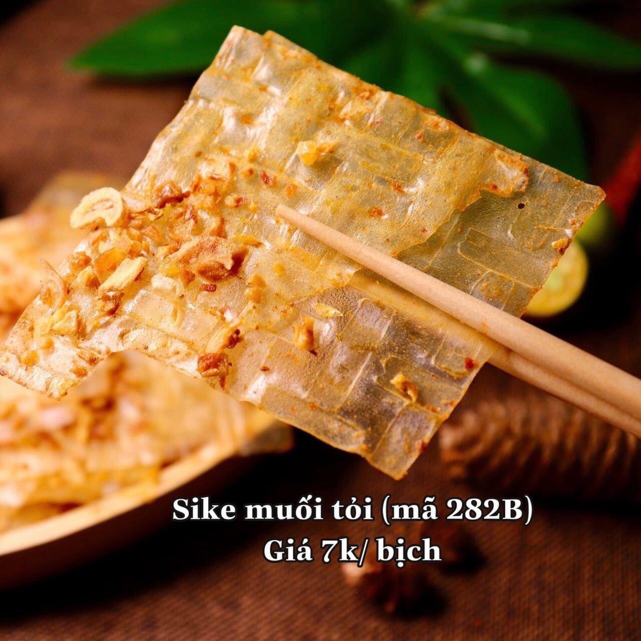 500g bánh tráng muối nhuyễn tỏi phi xike siêu ngon gây nghiện