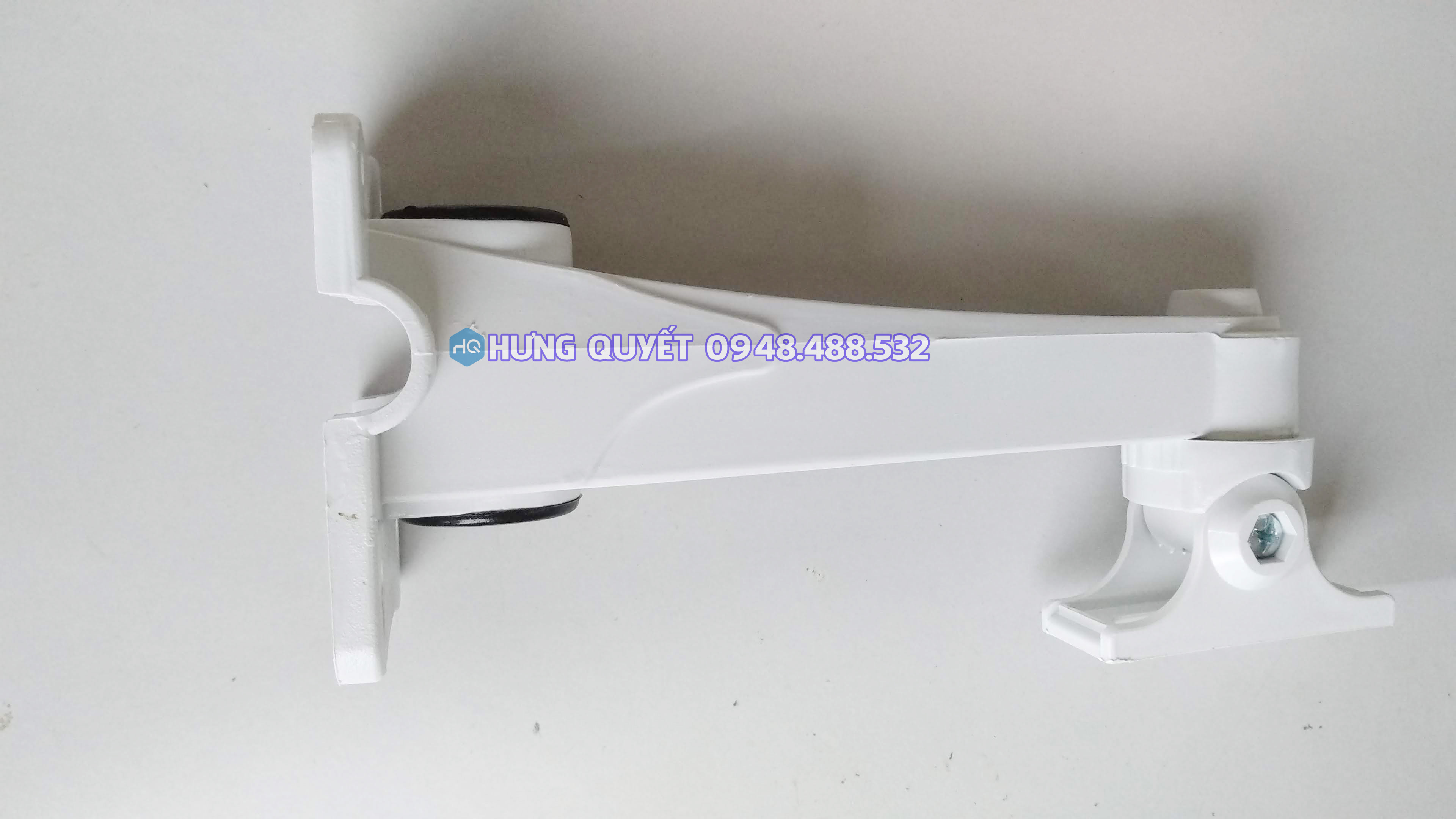 Phụ kiện lắp đặt thiết bị khi mua hàng