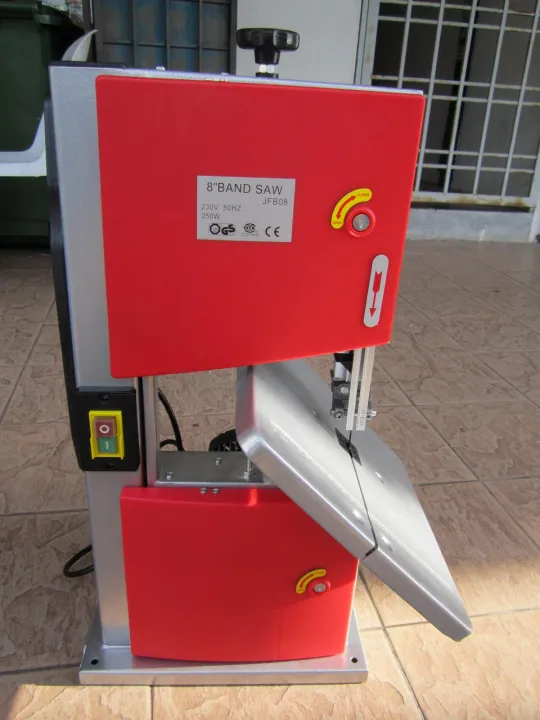 Máy cưa lọng bàn