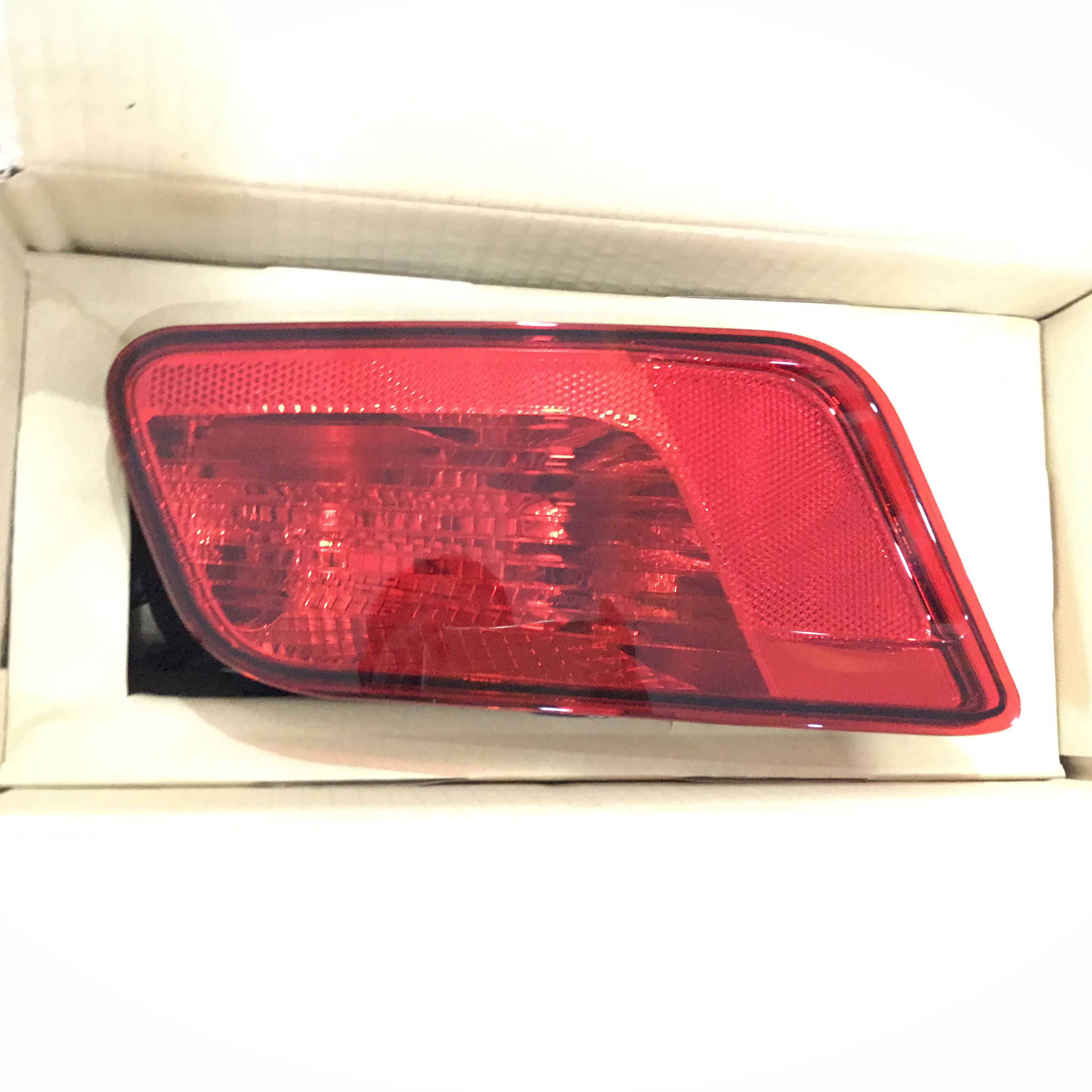[HCM]Đèn cản sau trái ( bên tài xế ) Ford Everest 2015-2020