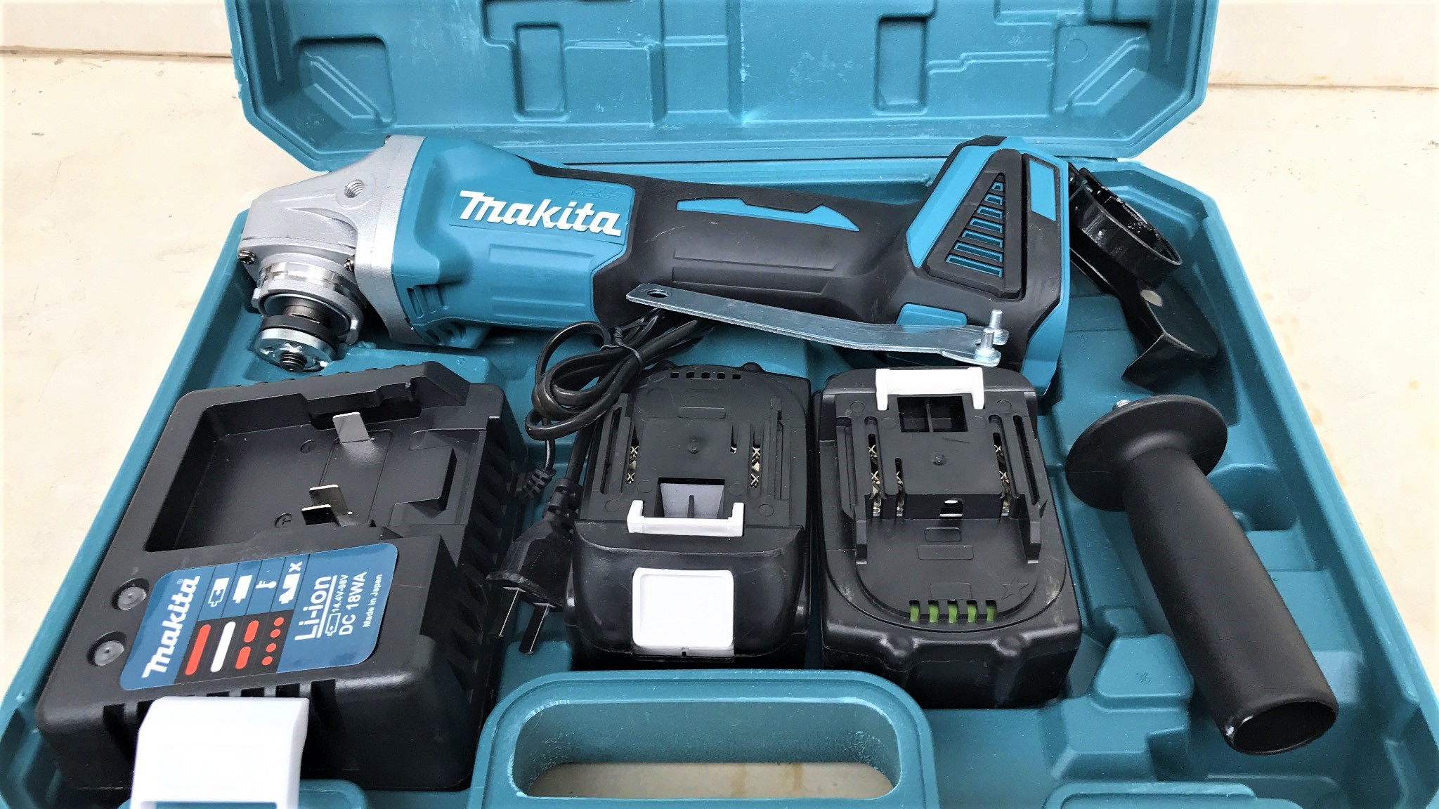 MÁY MÀI GÓC DÙNG PIN MAKITA 118V