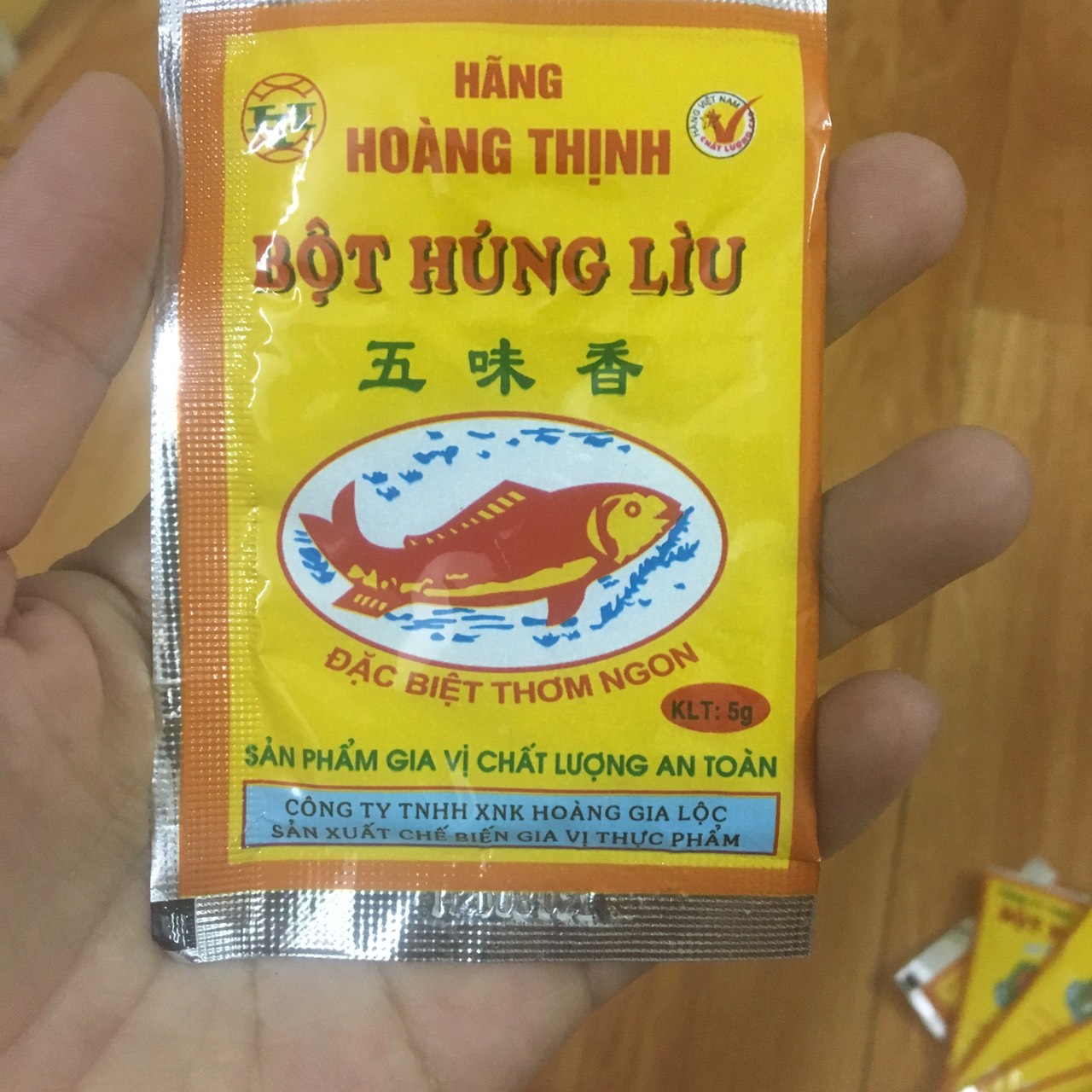 Set 10 Gói Bột Húng Lìu Hoàng Thịnh 5g siêu ngon và hấp dẫn