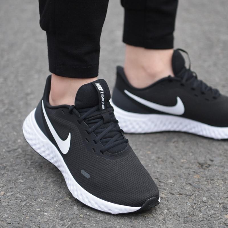 [CHÍNH HÃNG] Giày Nike Revolution 5 - BQ3207 002
