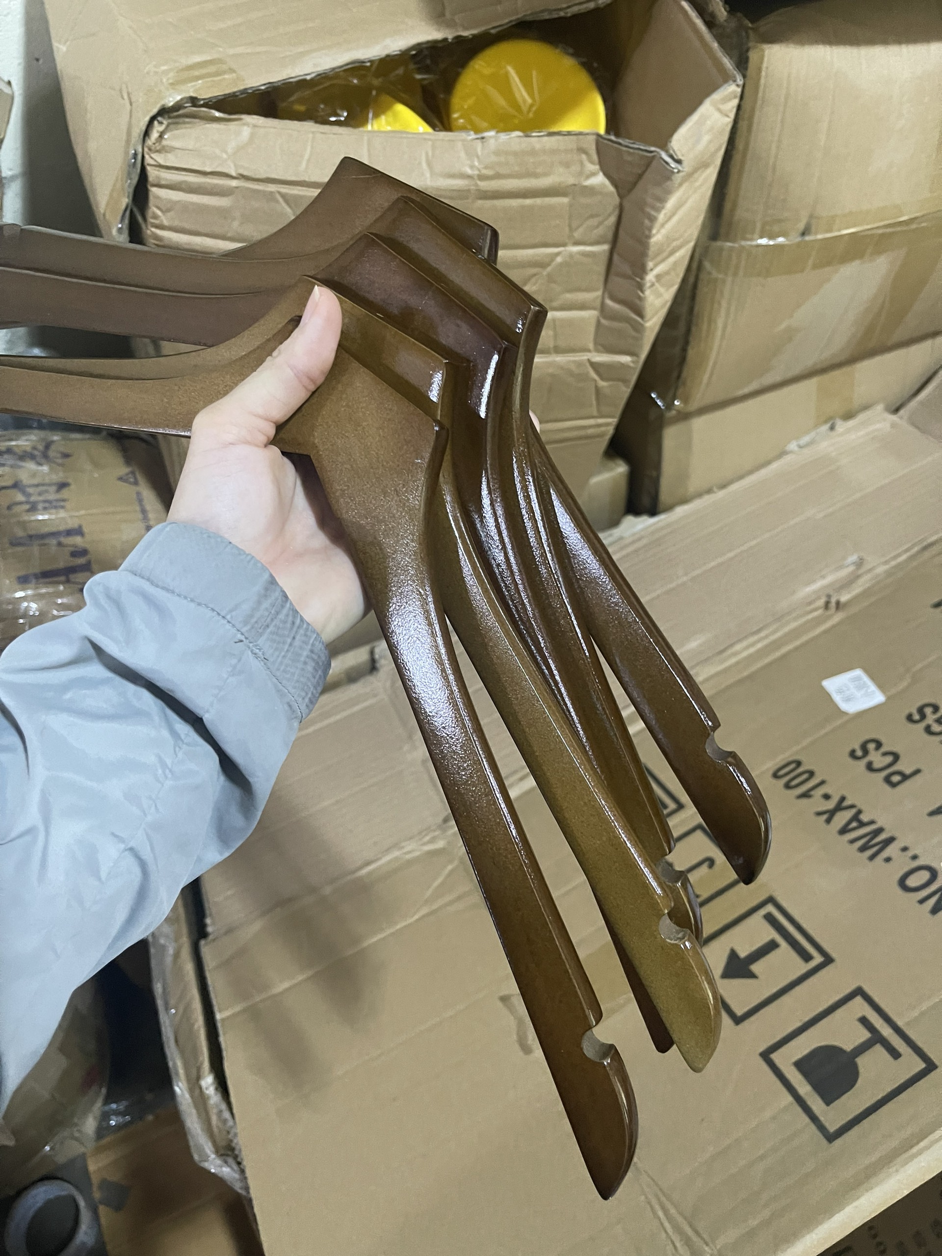 Móc Gỗ Treo Quần Áo Gỗ Nâu Cao Cấp (Bộ 10 móc)
