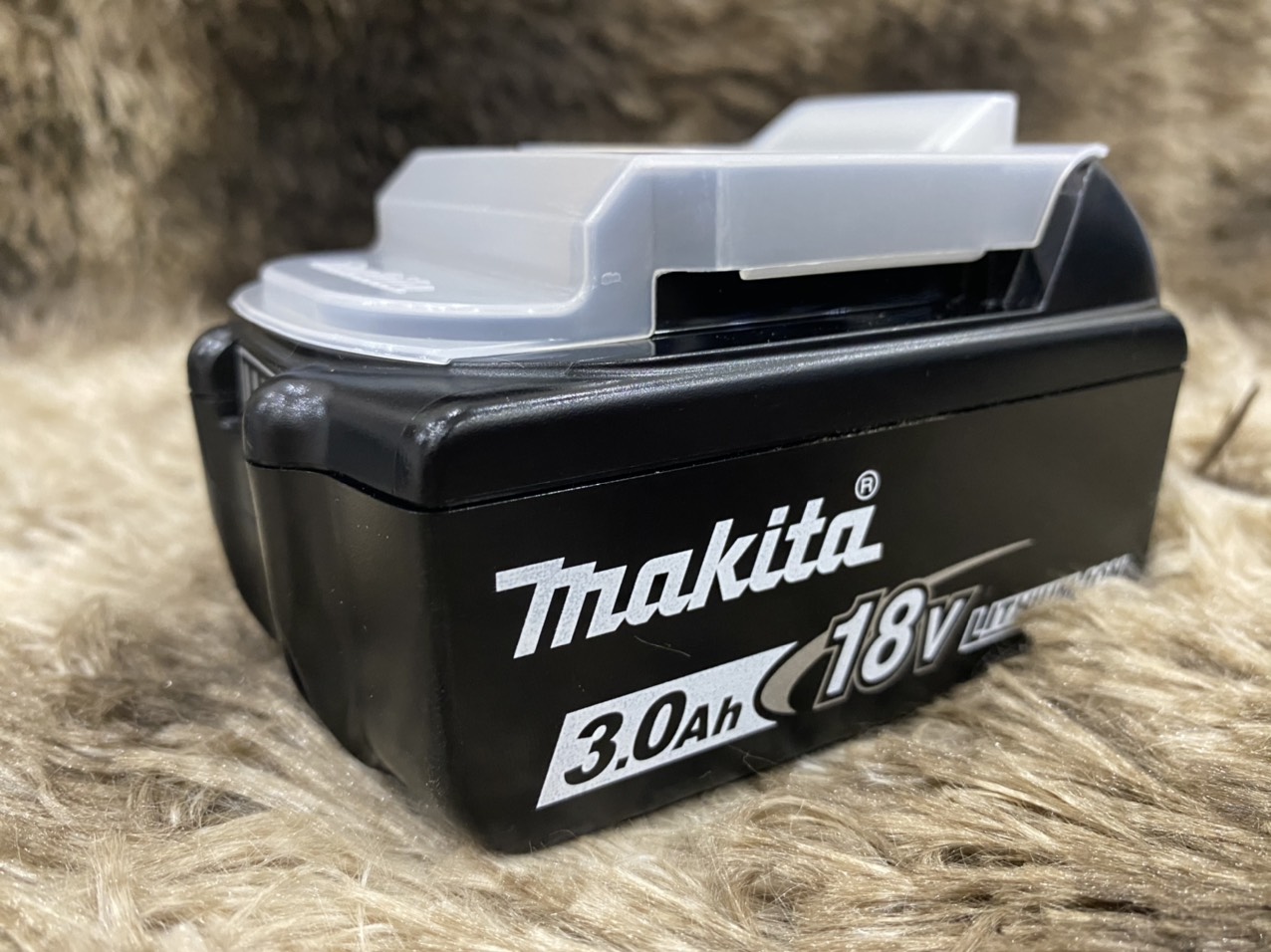 Bn. pin makita bl1830b 18v/3.0ah.