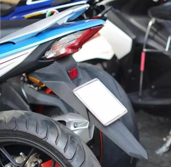 [HCM]Dè sonic chắn bùn Carbon gắn cho xe Winner Greennetworks