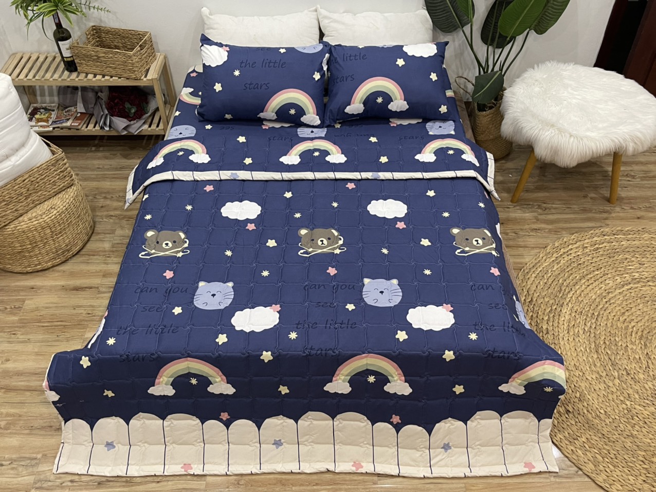 Chăn phao siêu nhẹ cực ấm,chăn bên trong đã có ruột bông liền 1m8x2m