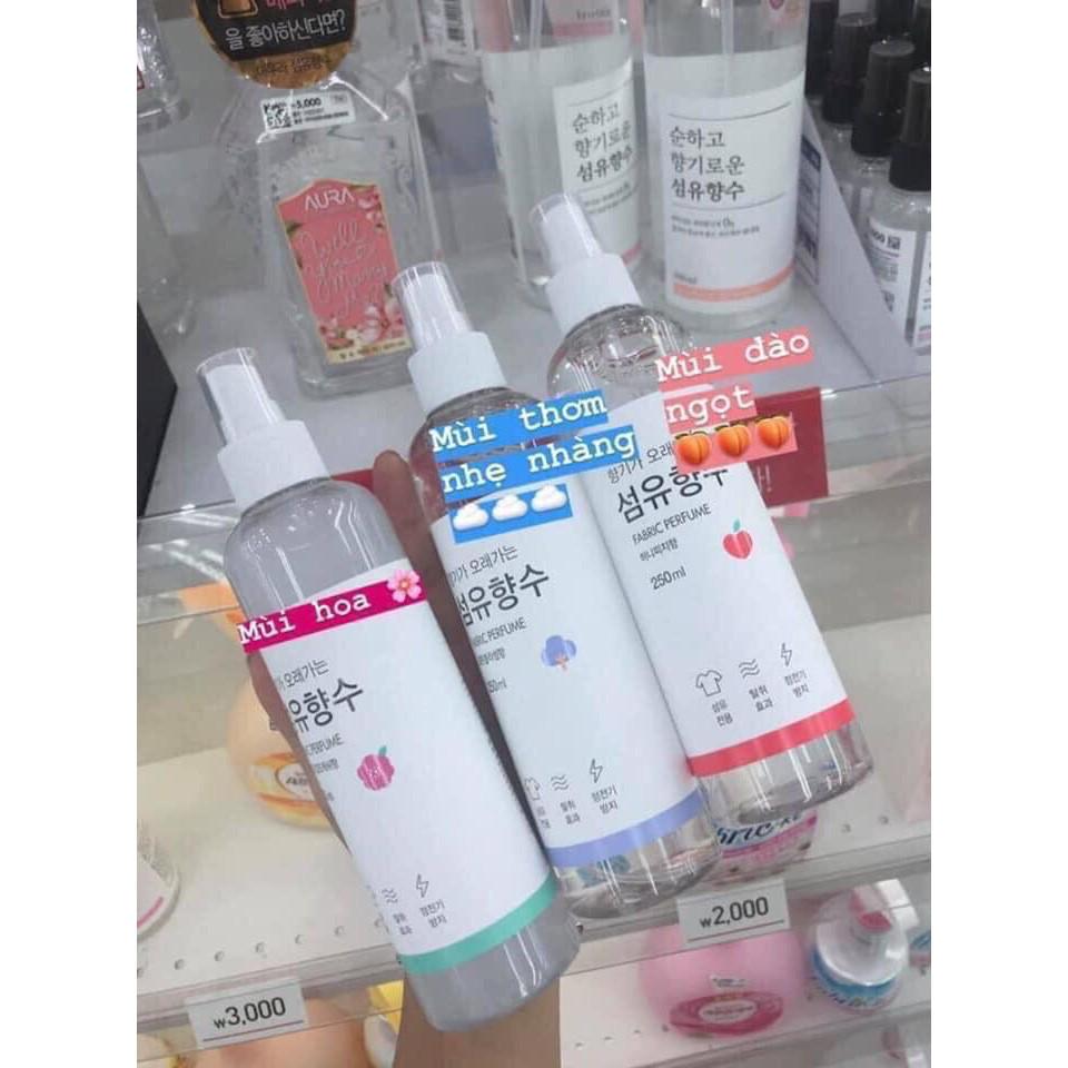 [HCM]Xịt Thơm Quần Áo Fabric Perfume Hàn Quốc 250ml