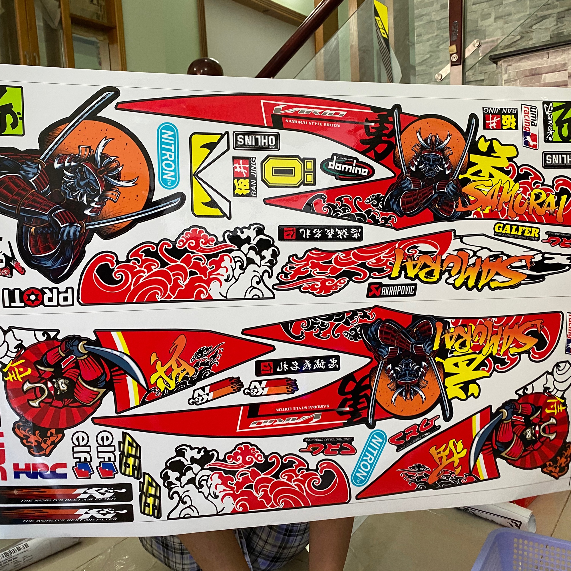 Tem rời Vario 150 Samurai đỏ đen