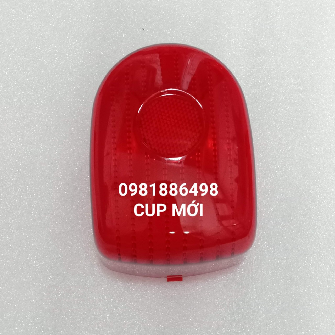CỤP ĐÈN LÁI SAU XE CUP ĐỜI MỚI (1 CÁI)