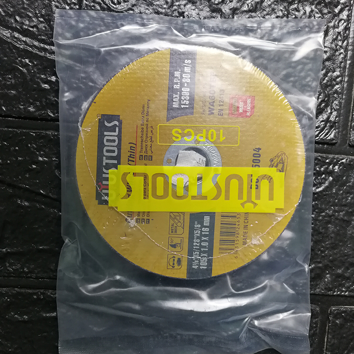 Đá cắt sắt  105 mm UYUSTOOLS DCM5004