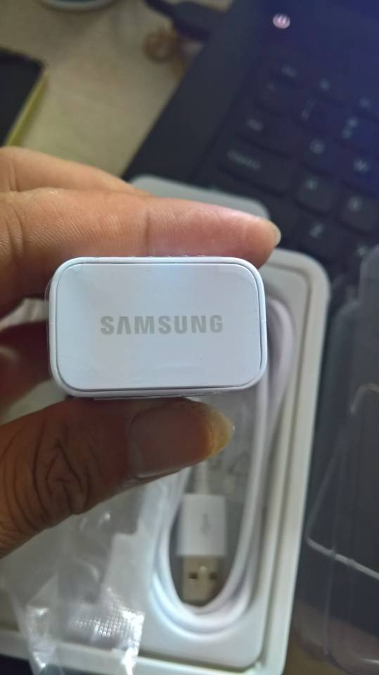 Bộ củ c&aacute;p sạc nhanh Samsung