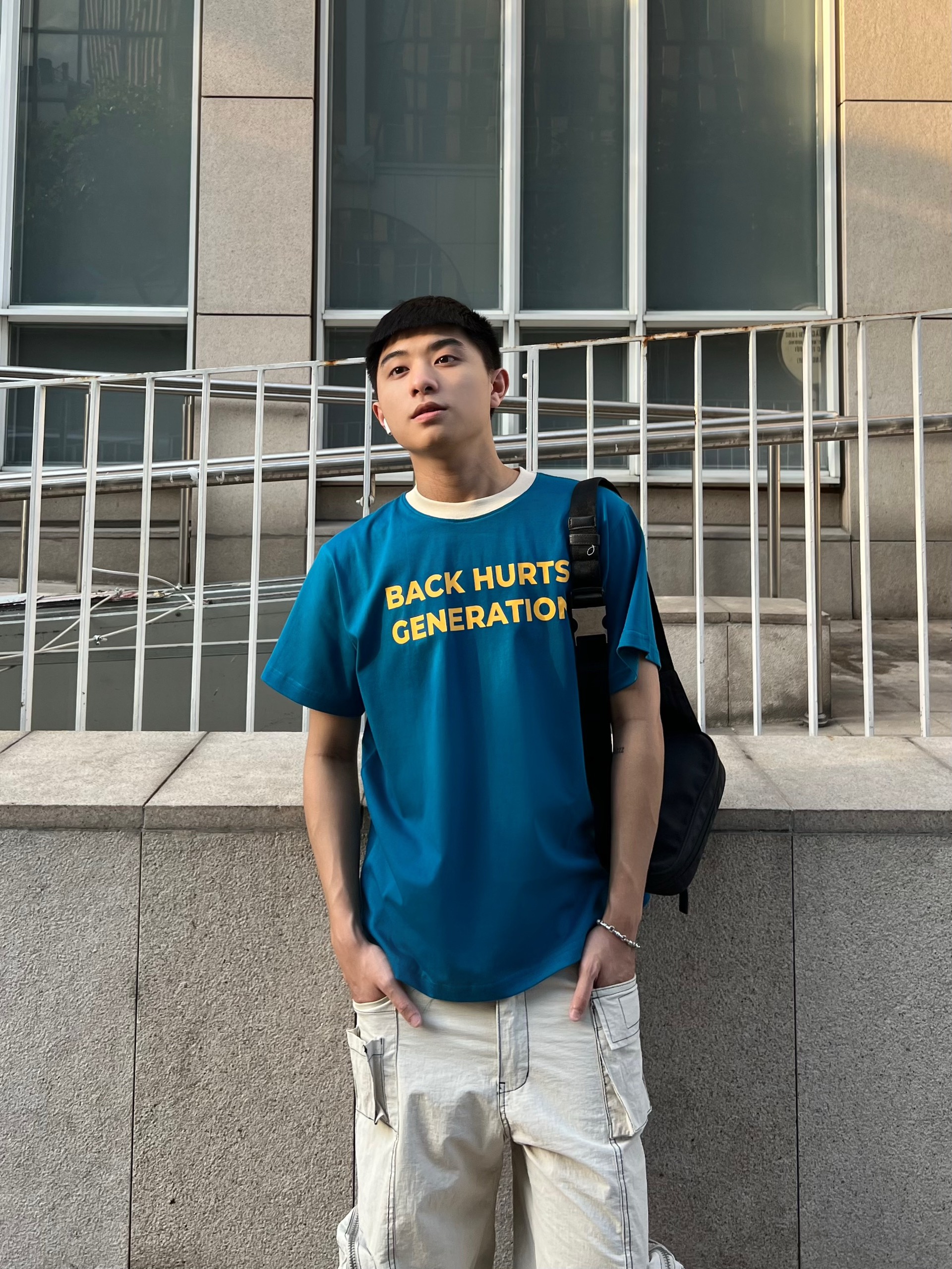 Áo thun Back Hurts Generation - Xanh - Introvert Boy Club