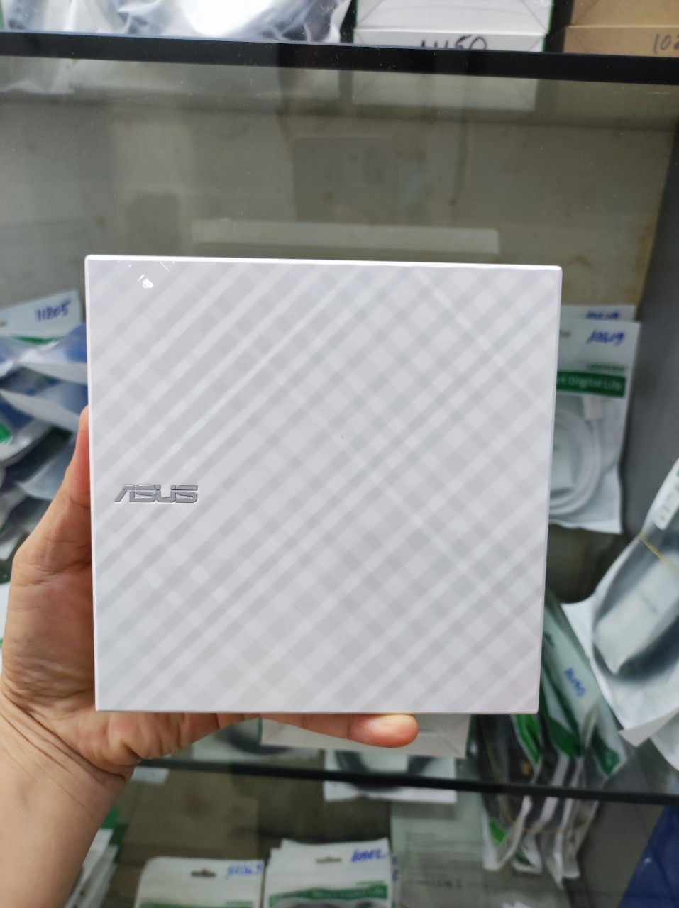 Đầu ghi đĩa ASUS DVD SDRW 08D2SU (Đen)