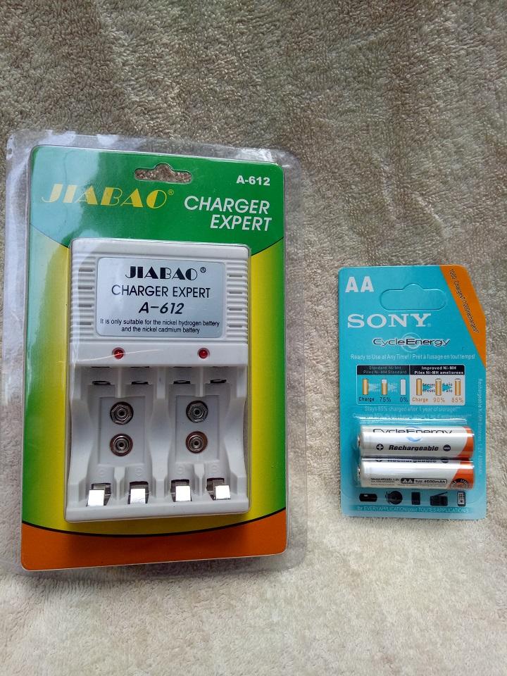 [HCM]Combo bộ sạc Pin đa năng Jiabao A612 + 1 vỉ Pin sạc AA (Pin tiểu 2A)