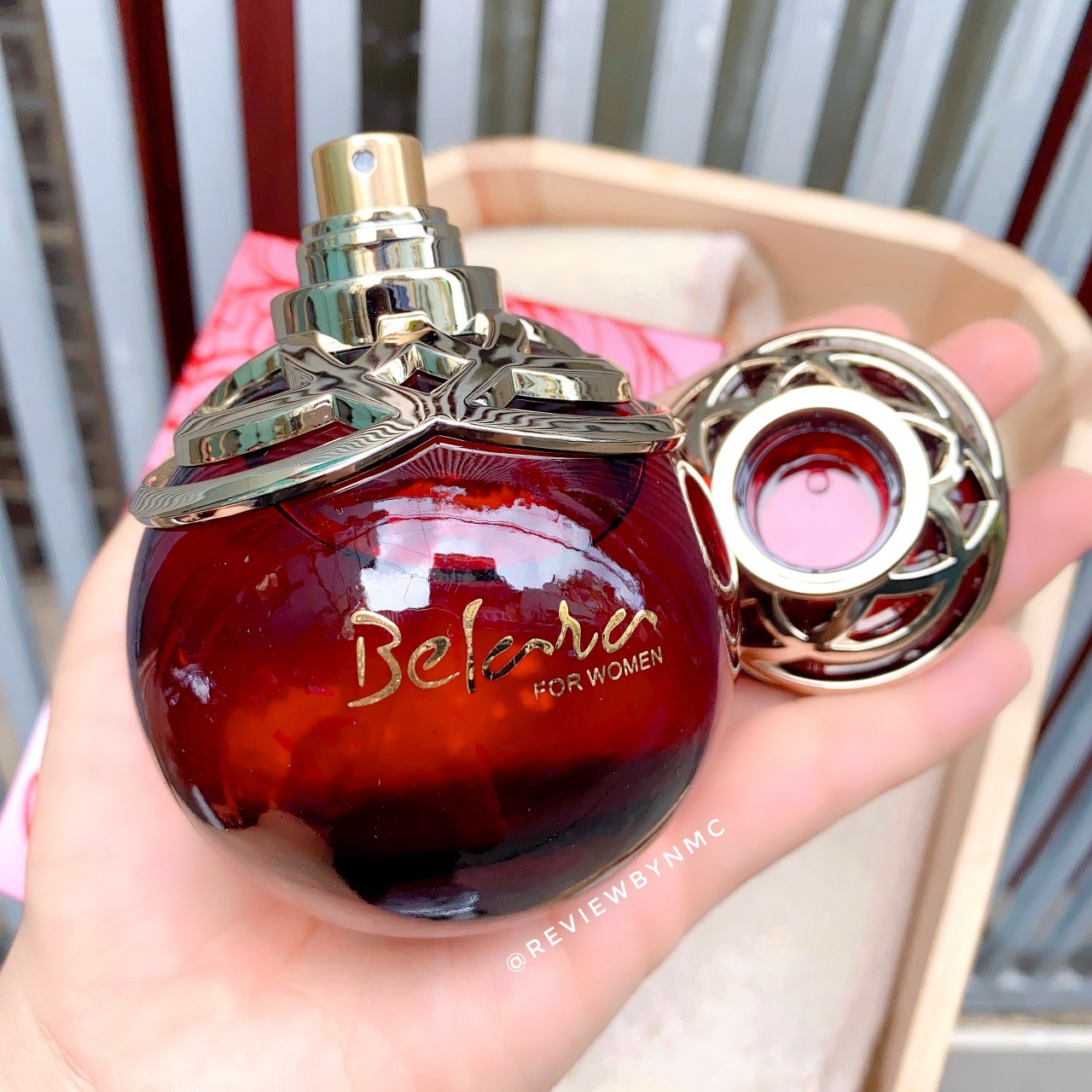 Nước hoa gỗ Belara Đỏ siêu thơm 100ml