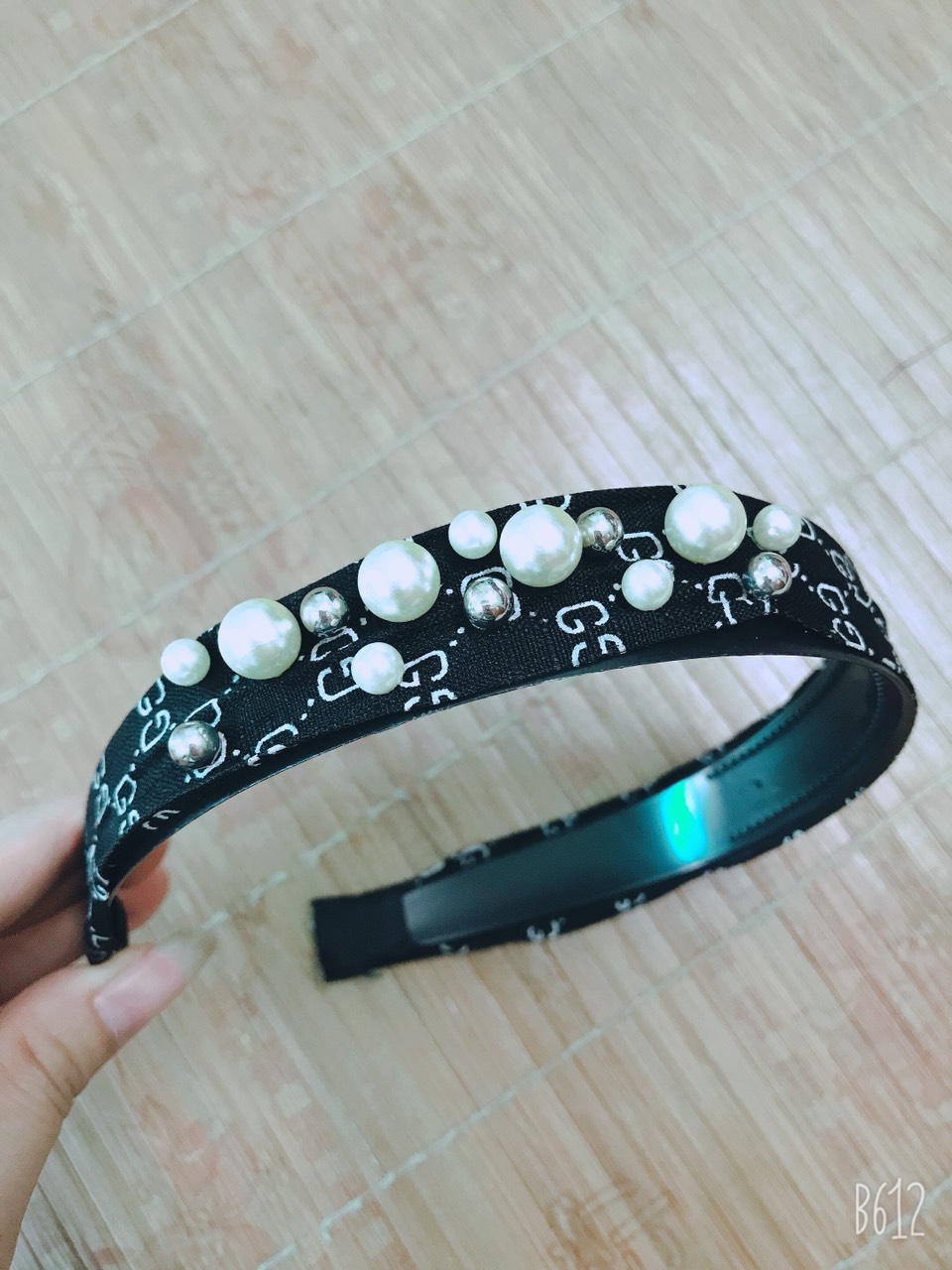 Bờm  cài tóc vải đính hạt siêu xinh