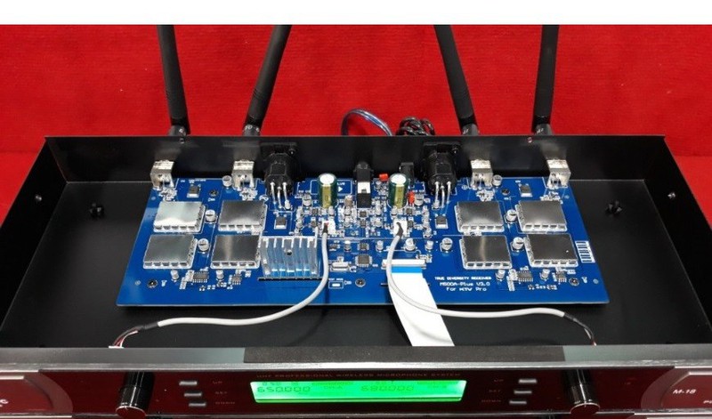 Micro không dây TD Acoustic M-18 hàng hãng
