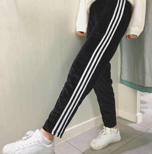 Quần nỉ thể thao 3 vạch cực hot hit cực thoáng mát cực cá tính