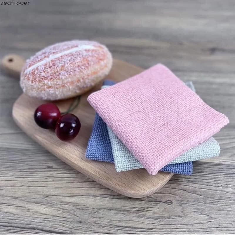 Combo 3 hộp khăn vải lau đa năng (mỗi hộp 20 cái)