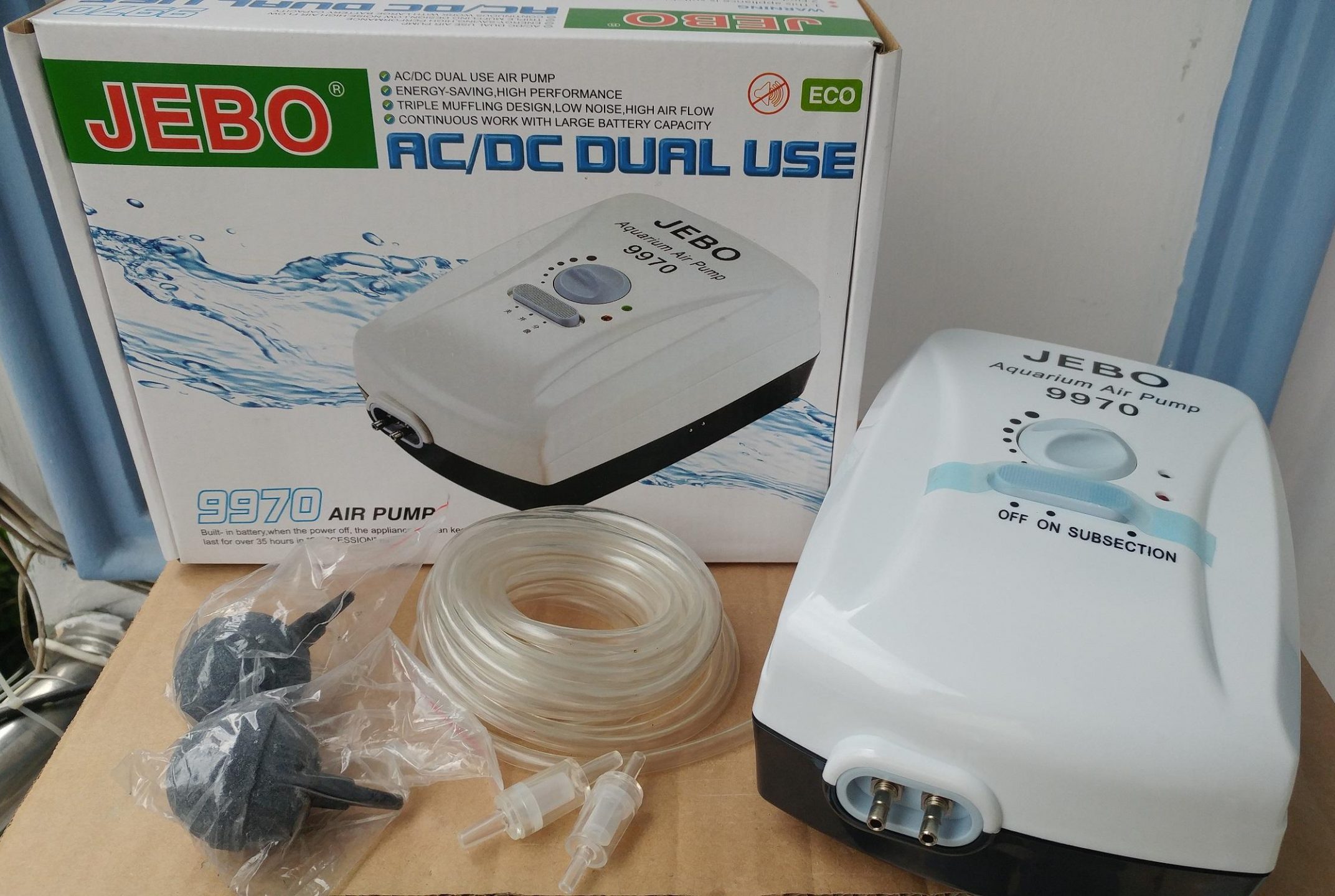 Sủi Oxy Tích Điện Cho Bể Cá Jebo 9970