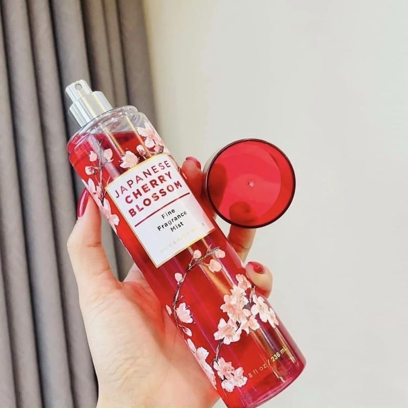 Xịt Thơm Body mist Japanese Cherry Blossom 236ml