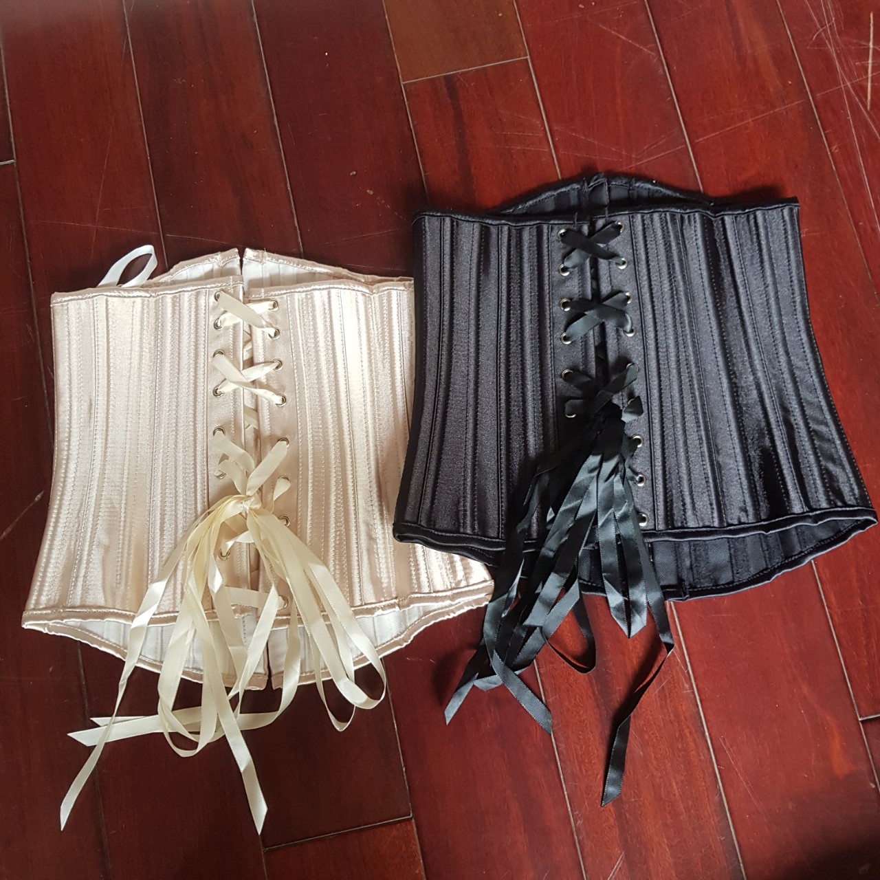 Đai siết eo corset 26 xương nhập khẩu