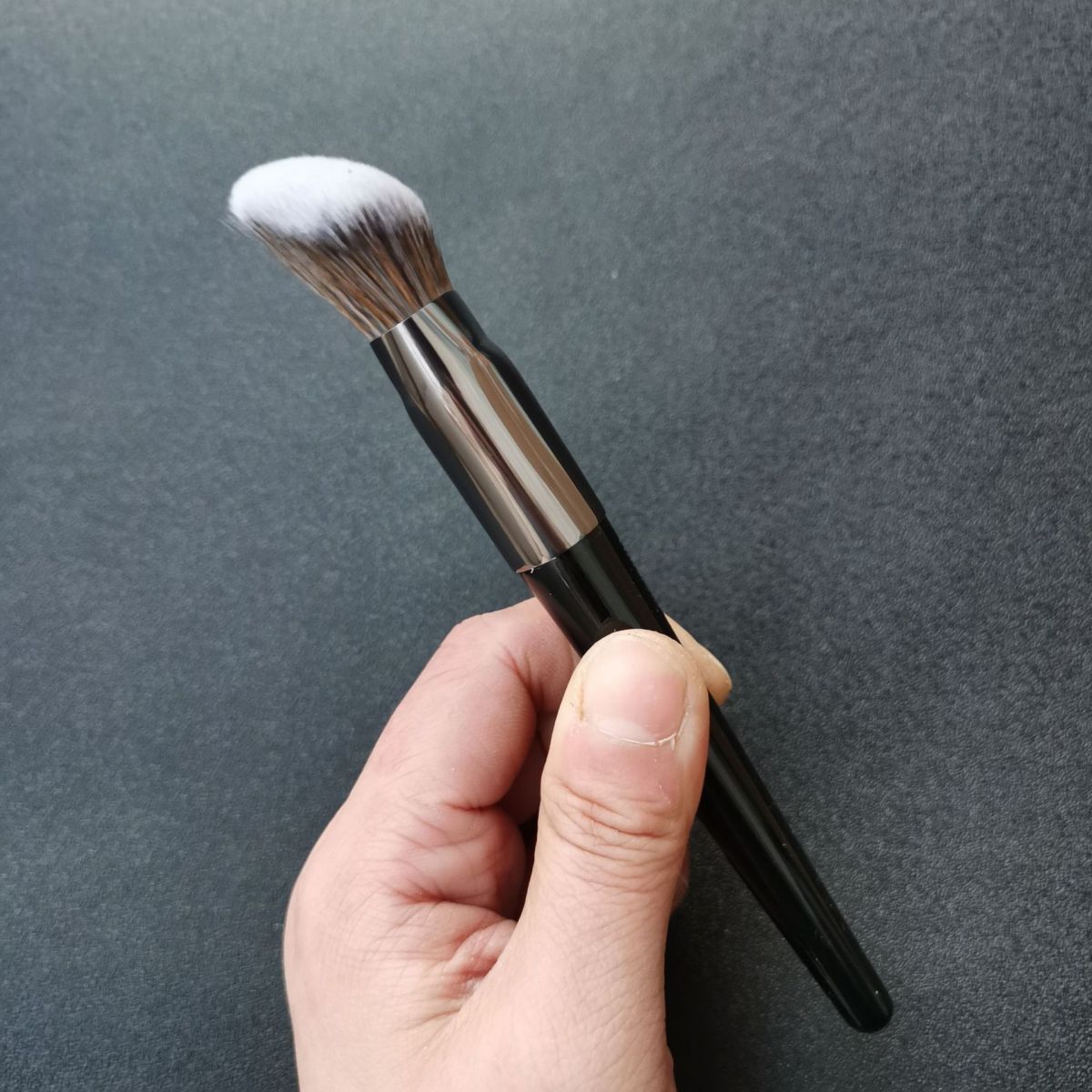 Cọ Đánh Nền Fillimilli Shaping Brush 854
