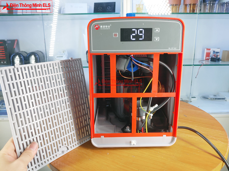 Máy Chiller làm lạnh 160L nước SF-102