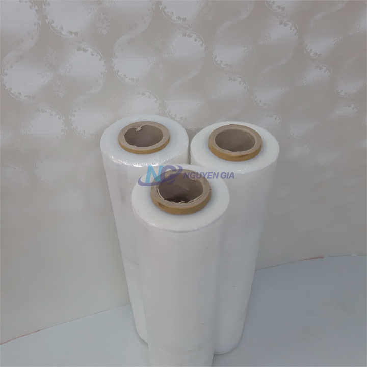 Màng PE khổ 50cmx2.4kg.