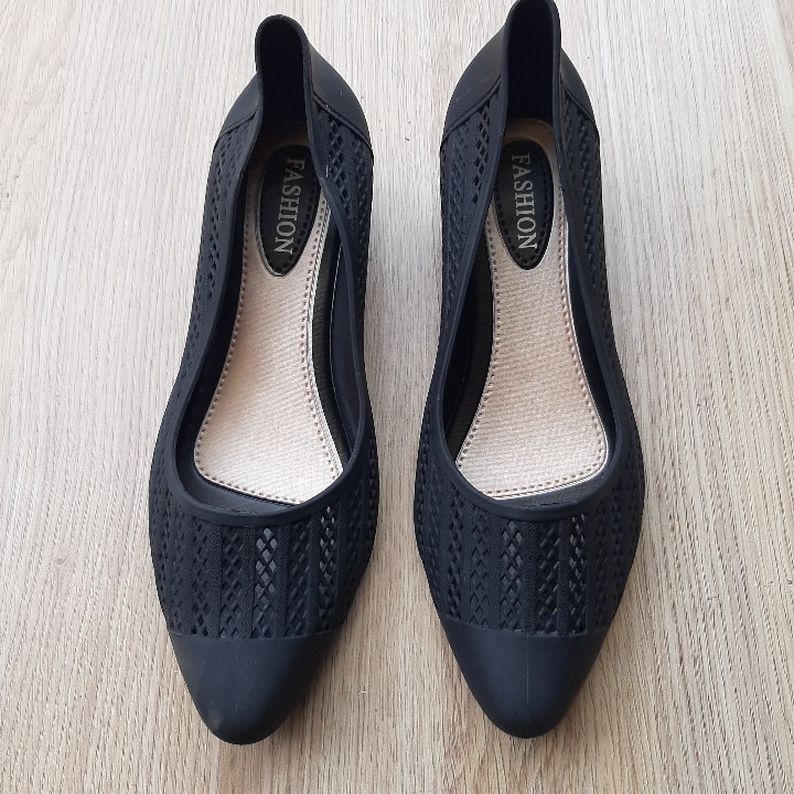 [HCM]GIÀY NHỰA NỮ ĐI MƯA CAO 3CM