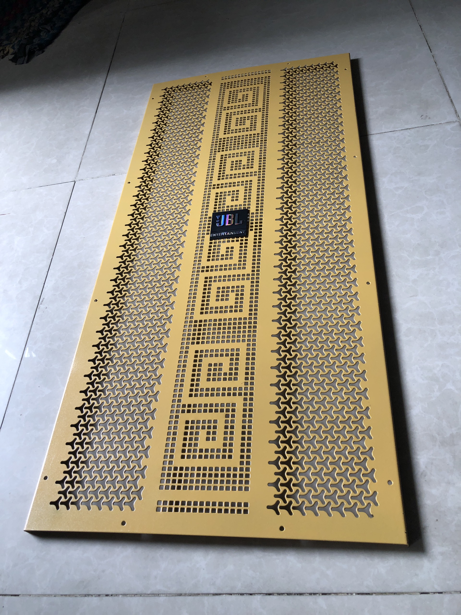 Lưới loa 3 tất đôi ( loại tốt 78.5x36cm)
