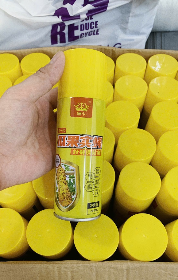 Chai Xịt Ruồi Vàng 450ml Keo Dính Bẫy Ruồi Vàng – Keo Xịt Bẫy Côn Trùng, Bẫy Ruồi Vàng Trên Cây Ăn Trái Hiệu Quả