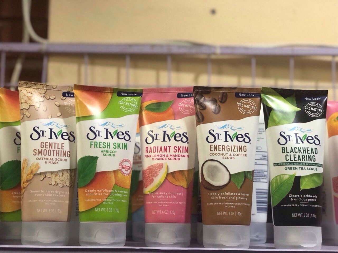 Tẩy Da Chết St.Ives Dừa Cafe - STCAFE