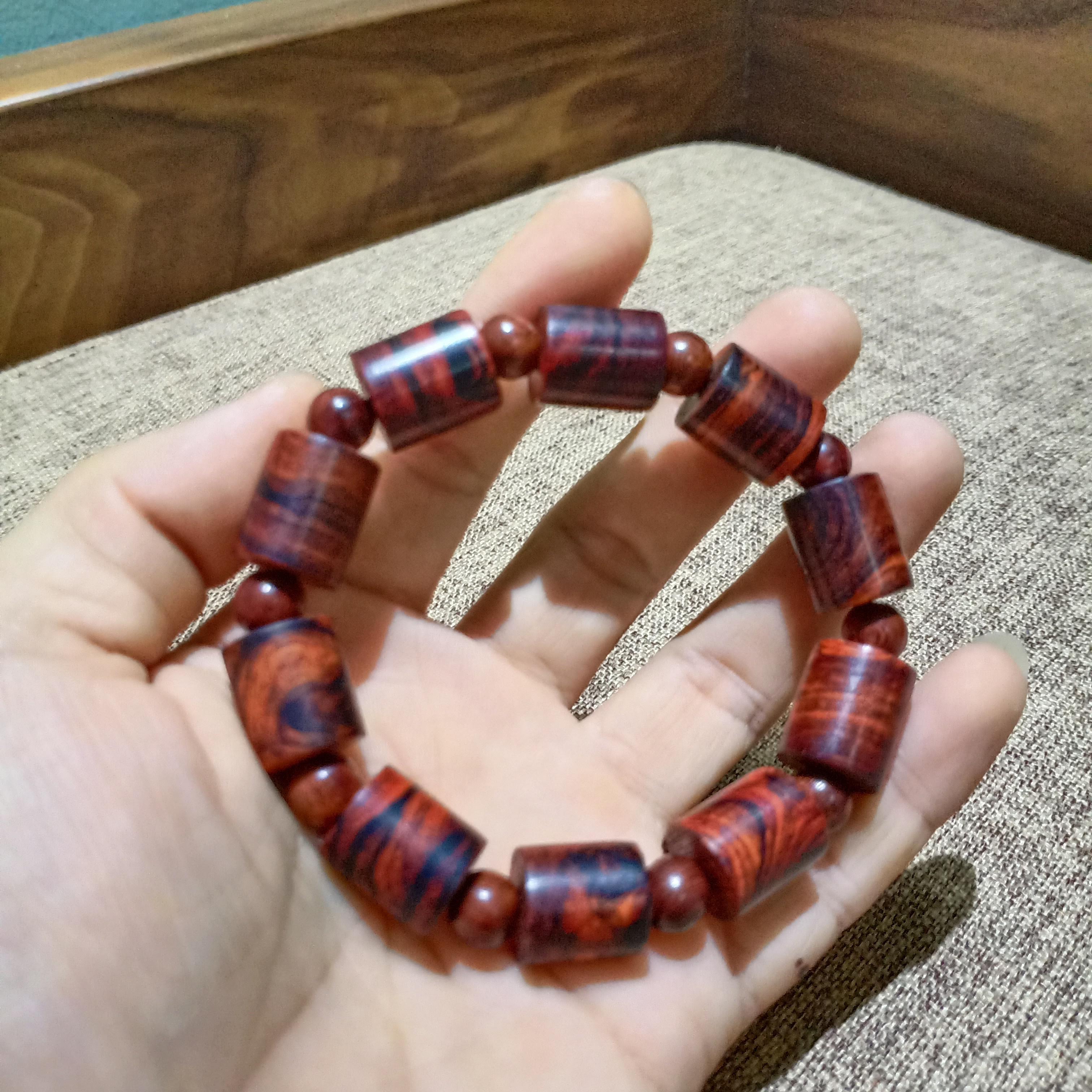 Vòng gỗ sưa 10 ly (sưa Lào, đốt trúc)