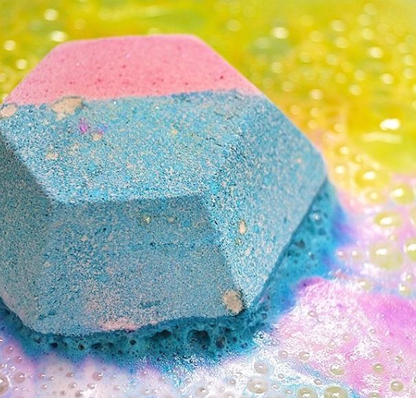 [HCM]Bom sủi bồn tắm Lush - THE EXPERIMENTER Bath Bomb