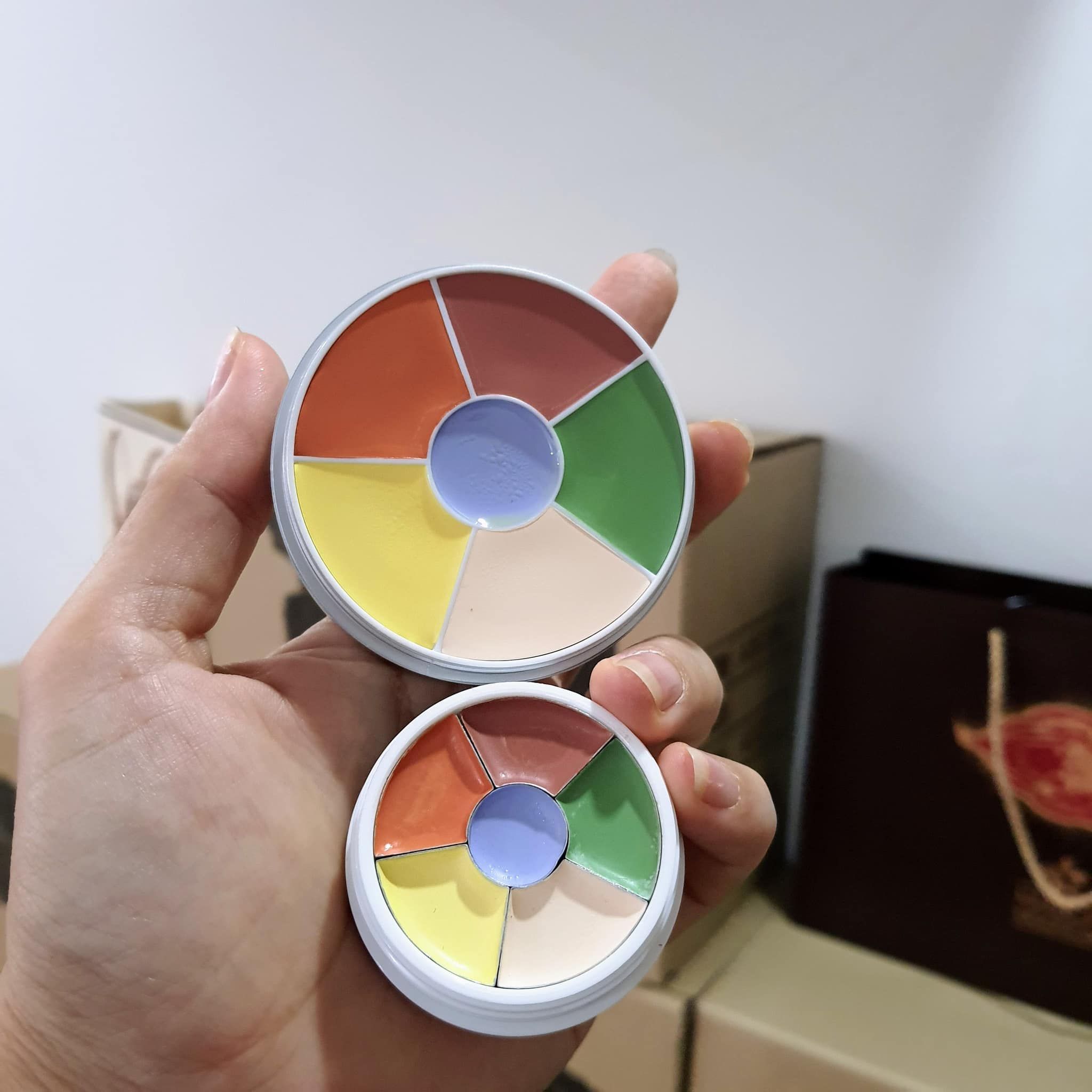 Bảng Triệt Sắc Che Khuyết Điểm Kryo lan Conceler Cirle mini
