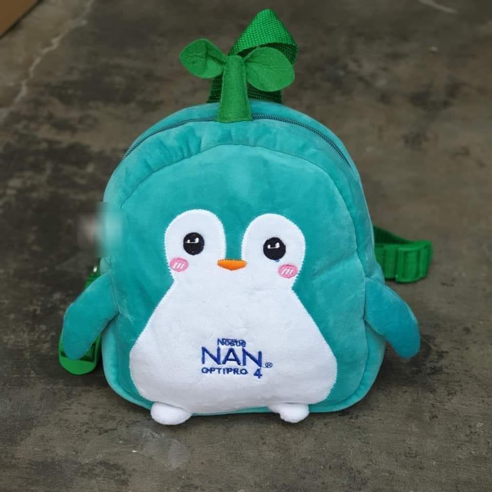 Bộ balo và nón chim cánh cụt NAN