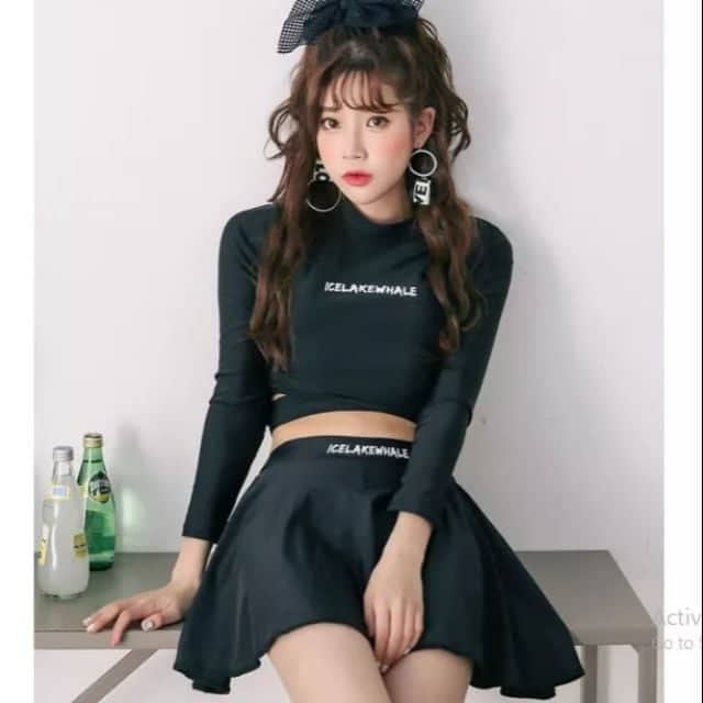 Đồ bơi tay dài nữ, đen 2 mảnh phối váy dây cột