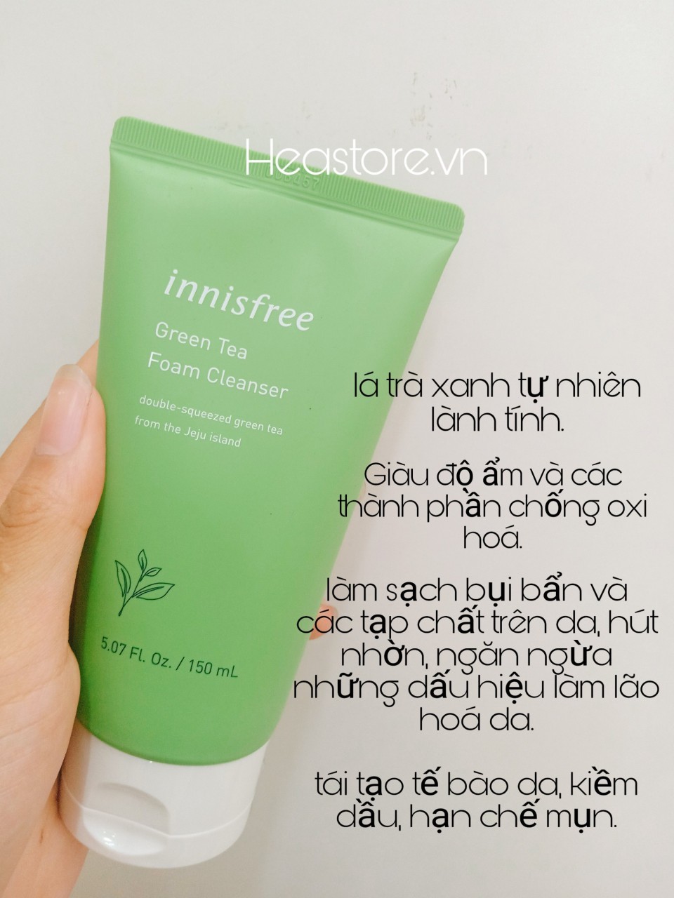 sữa rửa măt trà xanh innisfree.